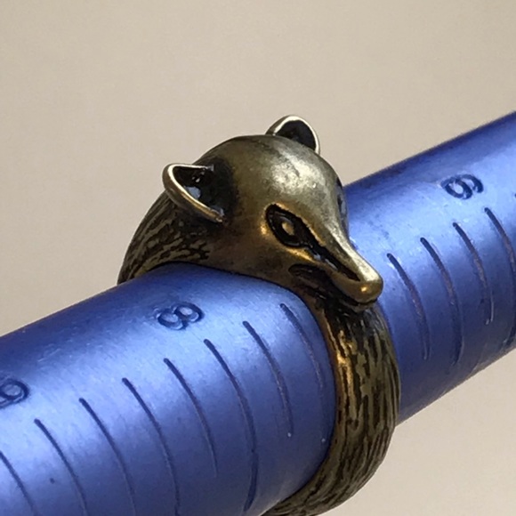 Ring - Picture 3 of 8